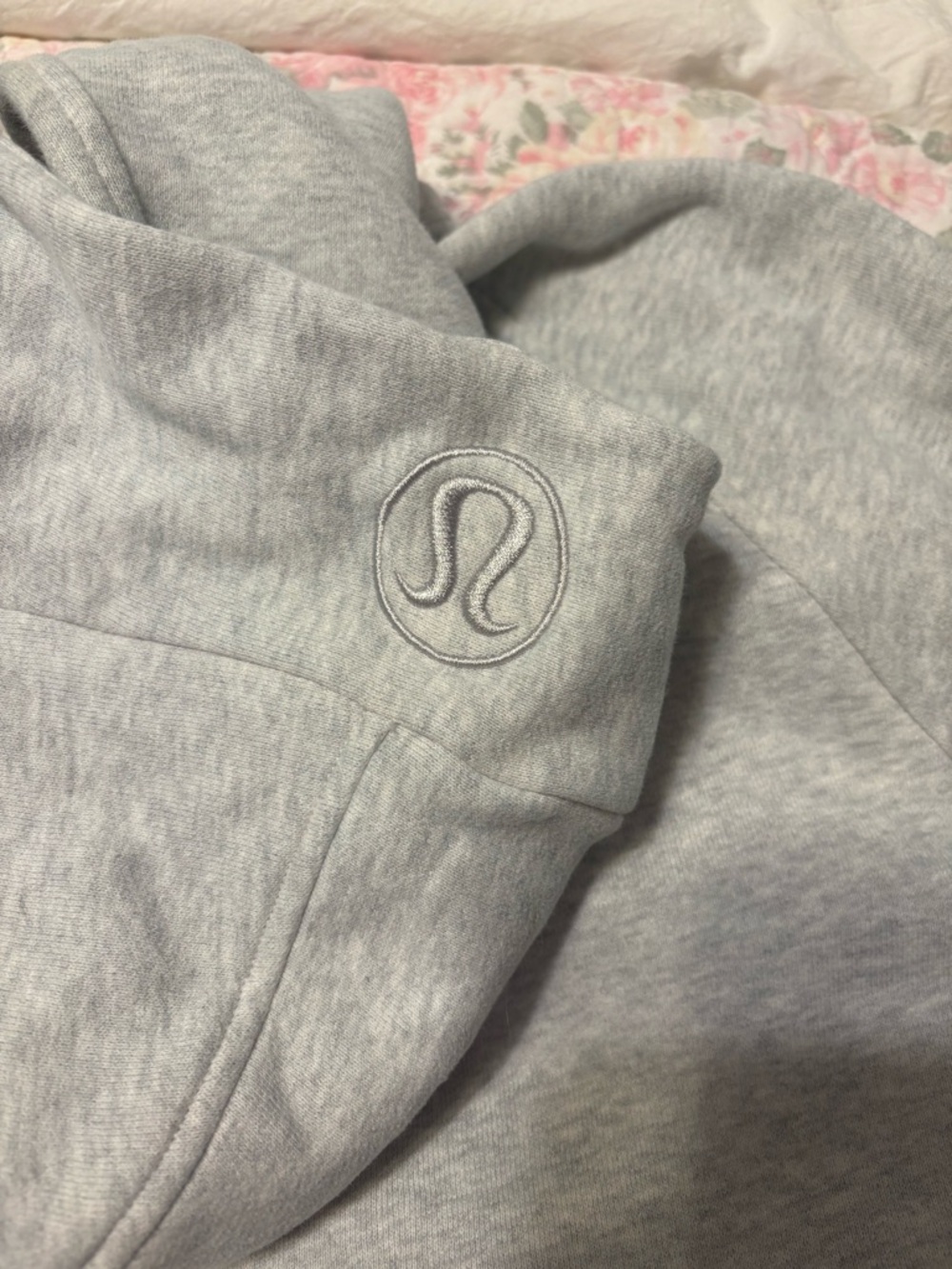 lululemon athletica Heathered Light Gray Scuba Hoodie - Picture 6 of 6